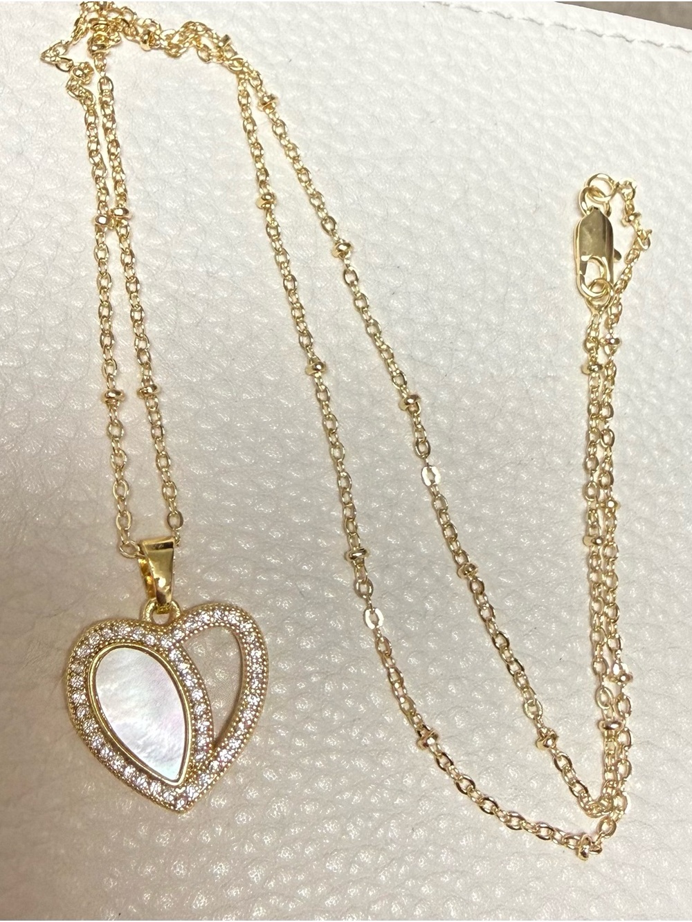 Gold Plated Heart Pendant Necklace with Mother-of-Pearl Inlay *NEW
